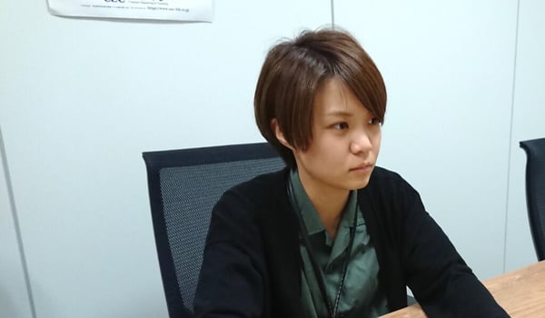 第二サービス部 小川 友里 様の写真